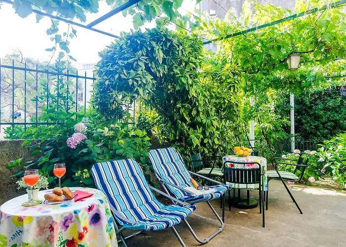 Tranquilo Garden 아파트